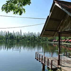 Cha-Am Fishing Inn And Resort 펫차부리 Exterior photo