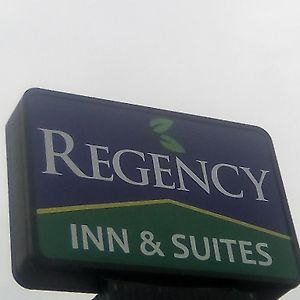 Regency Inn & Suites 엘크시티 Exterior photo