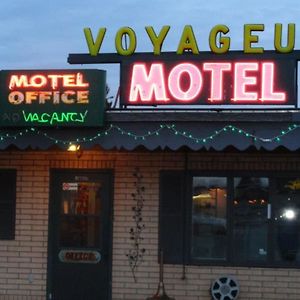Voyageur Motel 투 하버스 Exterior photo