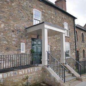 Tal-y-Cafn Furnace Farmhouse Bodnant B&B Exterior photo