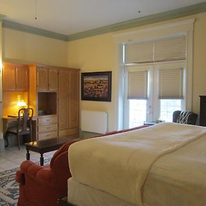 Chipman Hill Suites - Senator Dever House 세인트존 Exterior photo