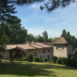 Le Moulin De Saint-Julien B&B Exterior photo