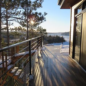 Chicoutimi Gite Du Haut Des Arbres B&B Exterior photo