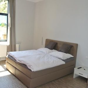 진치히 Gaestehaus Tappes Hofgarten B&B Exterior photo