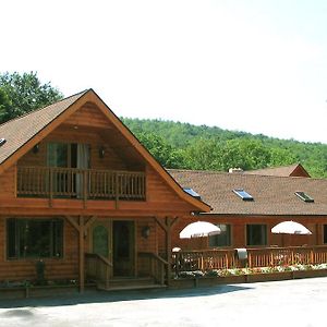 Xenia Lodge 헌터 Exterior photo