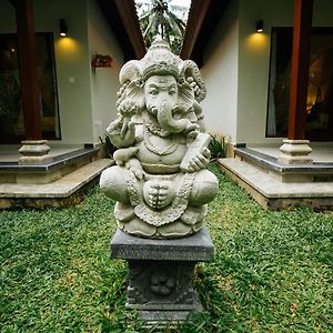 Parthi Puri Ubud 호텔 Exterior photo