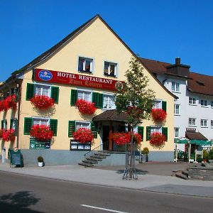 Hotel-Restaurant Zum Loewen 예스테텐 Exterior photo