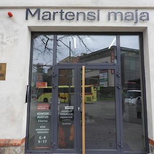 페르누 Martensi Maja 아파트 호텔 Exterior photo