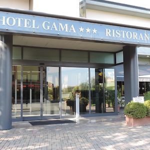 Hotel Gama 멜조 Exterior photo