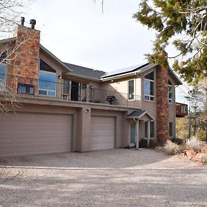 New Harmony Harmony Belle At Kolob Canyon B&B Exterior photo