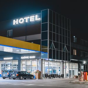 Hotel Brcko Gas 프리제도르 Exterior photo