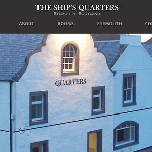 The Ships Quarters 호텔 아이머스 Exterior photo