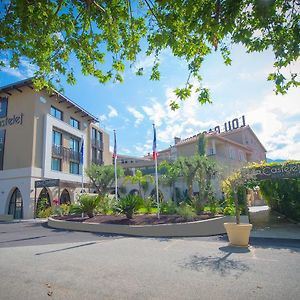 Hotel Lou Castelet 카로스 Exterior photo