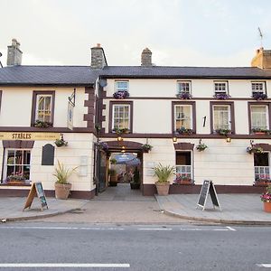 The Royal Oak Pub 호텔 람피터 Exterior photo