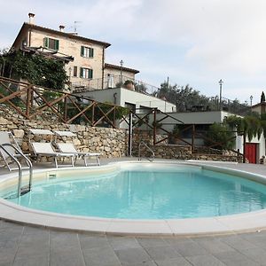 콰라타 Agriturismo Il Calesse 빌라 Exterior photo