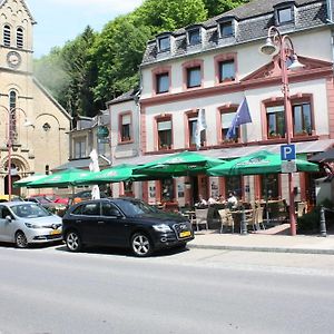 Hotel Op Der Bleech 라로셰트 Exterior photo