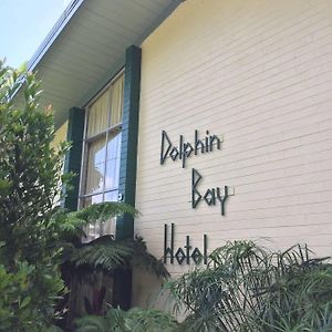 Dolphin Bay Hotel 힐로 Exterior photo