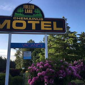 Fuller Lake Chemainus Motel Exterior photo