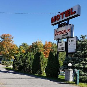 Motel Le Voyageur 생제롬 Exterior photo