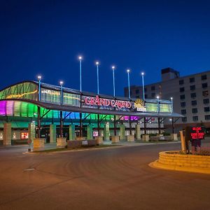 Grand Casino Mille Lacs 호텔 Vineland Exterior photo