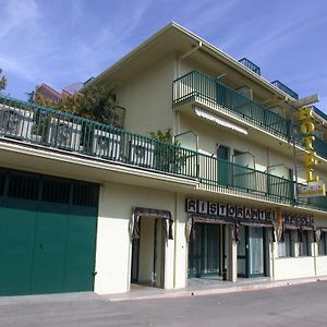 Hotel La Pergola 리오네로 불투레 Exterior photo