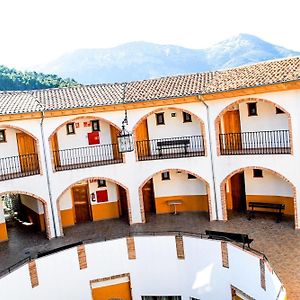 Hotel Magina Plaza 토레스 Exterior photo