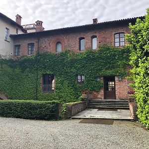 Foresteria Del Castello 호텔 San Giorgio Canavese Exterior photo