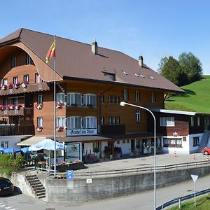 Gasthof Zum Baeren 호텔 Sudern Exterior photo