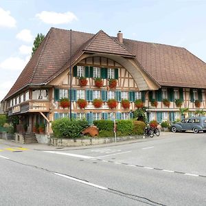 Landgasthof Baeren 호텔 Madiswil Exterior photo