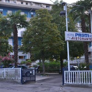 Hotel Prati 카스트로카로테르메 Exterior photo