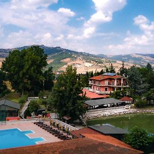 Flumeri Agriturismo Petrilli 빌라 Exterior photo