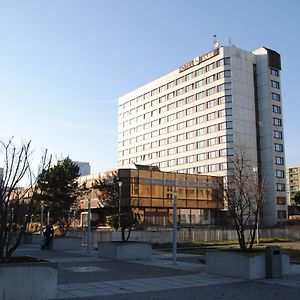 Hotel Labe 파르두비체 Exterior photo