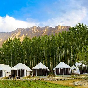 레 Terrain Ladakh Camping B&B Exterior photo