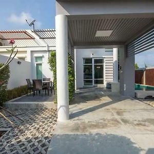 Paknampran 2 Bedrooms Pool Villa 프란부리 Exterior photo