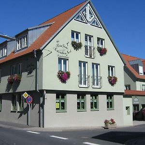 Weinstube Schwalbennest 호텔 칼슈타트 Exterior photo