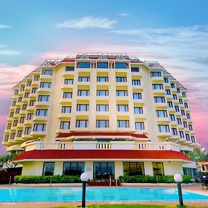 Welcomhotel By Itc Hotels, Devee Grand Bay, 비사카파트남 Exterior photo
