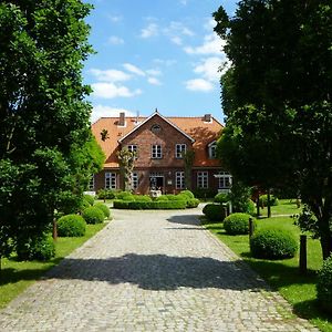 Friederikenhof Hotel Restaurant & Spa 뤼베크 Exterior photo