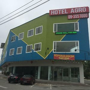 Hotel Agro 라웁 Exterior photo