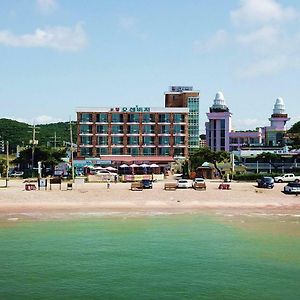 Ocean Beach Hotel 태안 Exterior photo