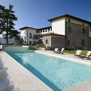 Podere Castel Merlo Resort 빌롱고 산탈레산드로 Exterior photo