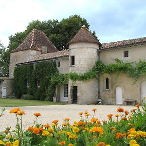 Le Breuil  Chateau De La Tour Du Breuil B&B Exterior photo