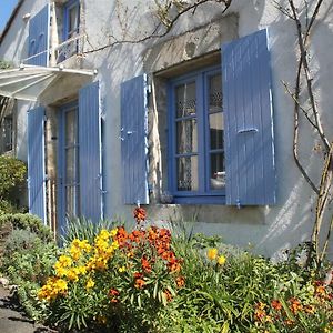 Saint-Gelais La Maison Bleue 빌라 Exterior photo