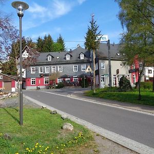 Pension & Gasthof "Am Park" Ug 호텔 Stützerbach Exterior photo