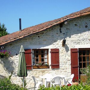 Varaignes Gite Chez Marot 빌라 Exterior photo