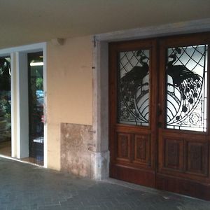 Appartamento Bomboniera 로비고 Exterior photo