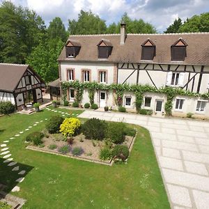 Cernoy-en-Berry Le Moulin De La Barre B&B Exterior photo