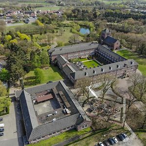 Fletcher Kloosterhotel Willibrordhaeghe 둔 Exterior photo