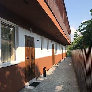 Modern Apartments 무카체베 Exterior photo