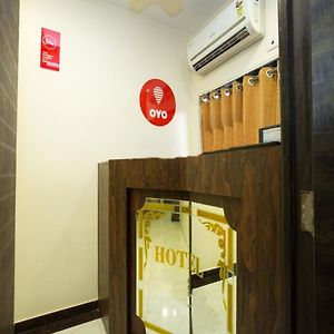 Oyo 7153 Hotel Amber 뭄바이 Exterior photo