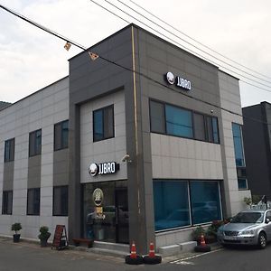 Jjbro Hostel Guest House 목포 Exterior photo